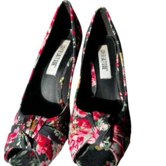 Lower East Side Women's Floral Cloth Peep Hole Wedges Size 10 - Picture 5 of 7